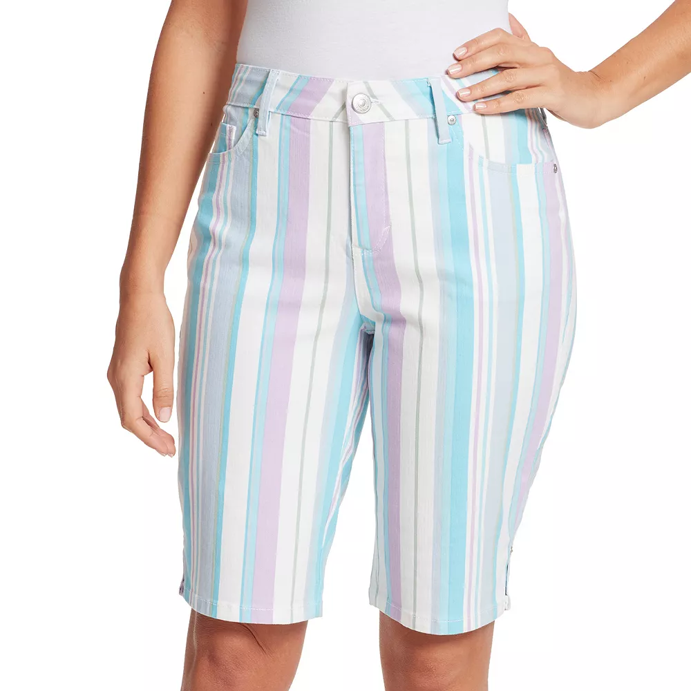 Petite Gloria Vanderbilt Bermuda Jean Shorts - Image 7